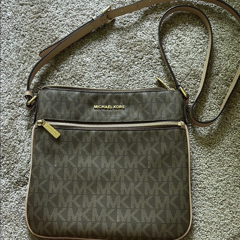 Michael Kors Signature Print Crossbody Bag